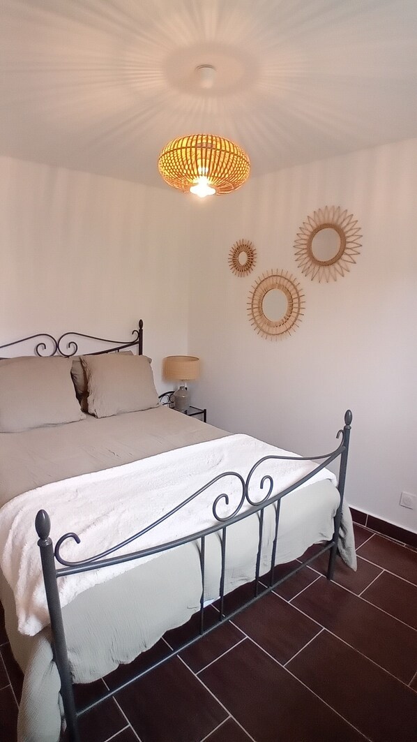 Room - Vrbo Property (Poggio-Marinaccio)