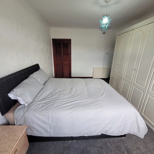 Glasgow Gem Retreat - Cozy House Rental