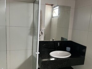 Apartment, City View | Bathroom
