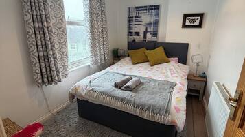3 bedrooms, WiFi, bed sheets