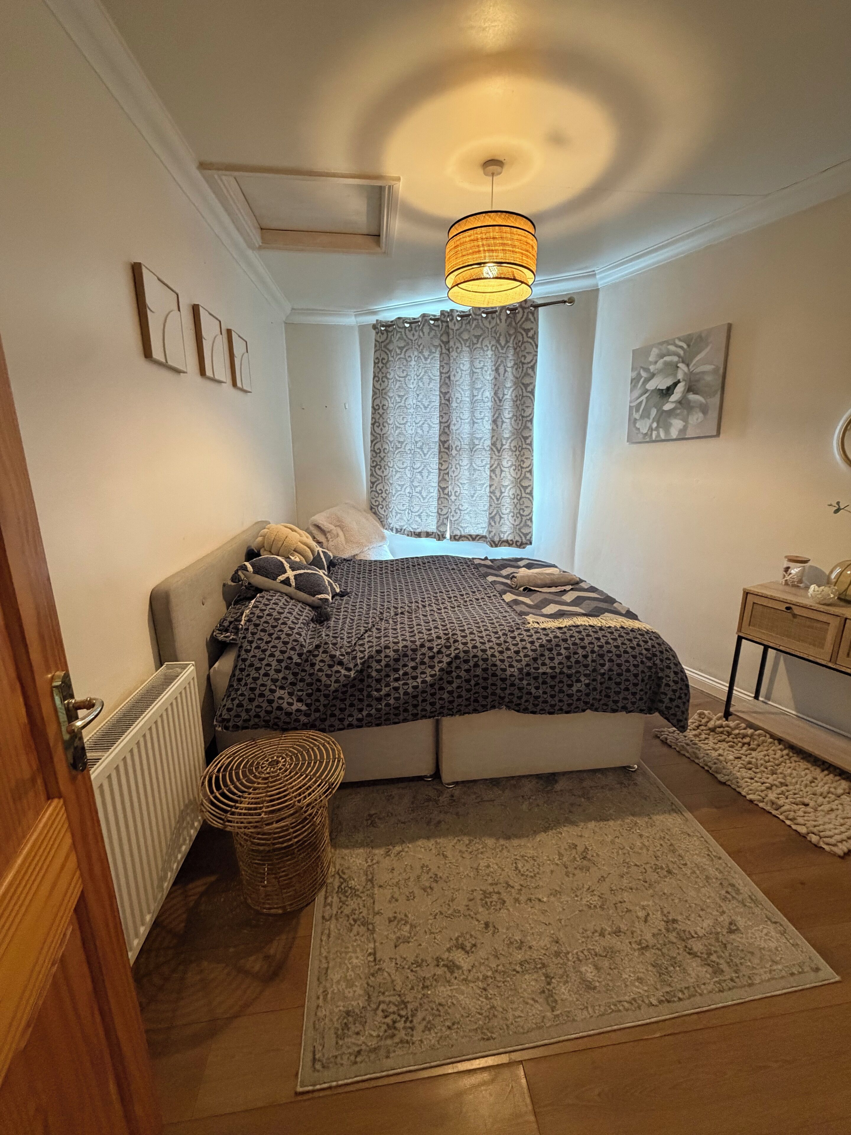3 bedrooms, iron/ironing board, free WiFi, bed sheets