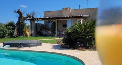 Idyllic country villa near Ostuni