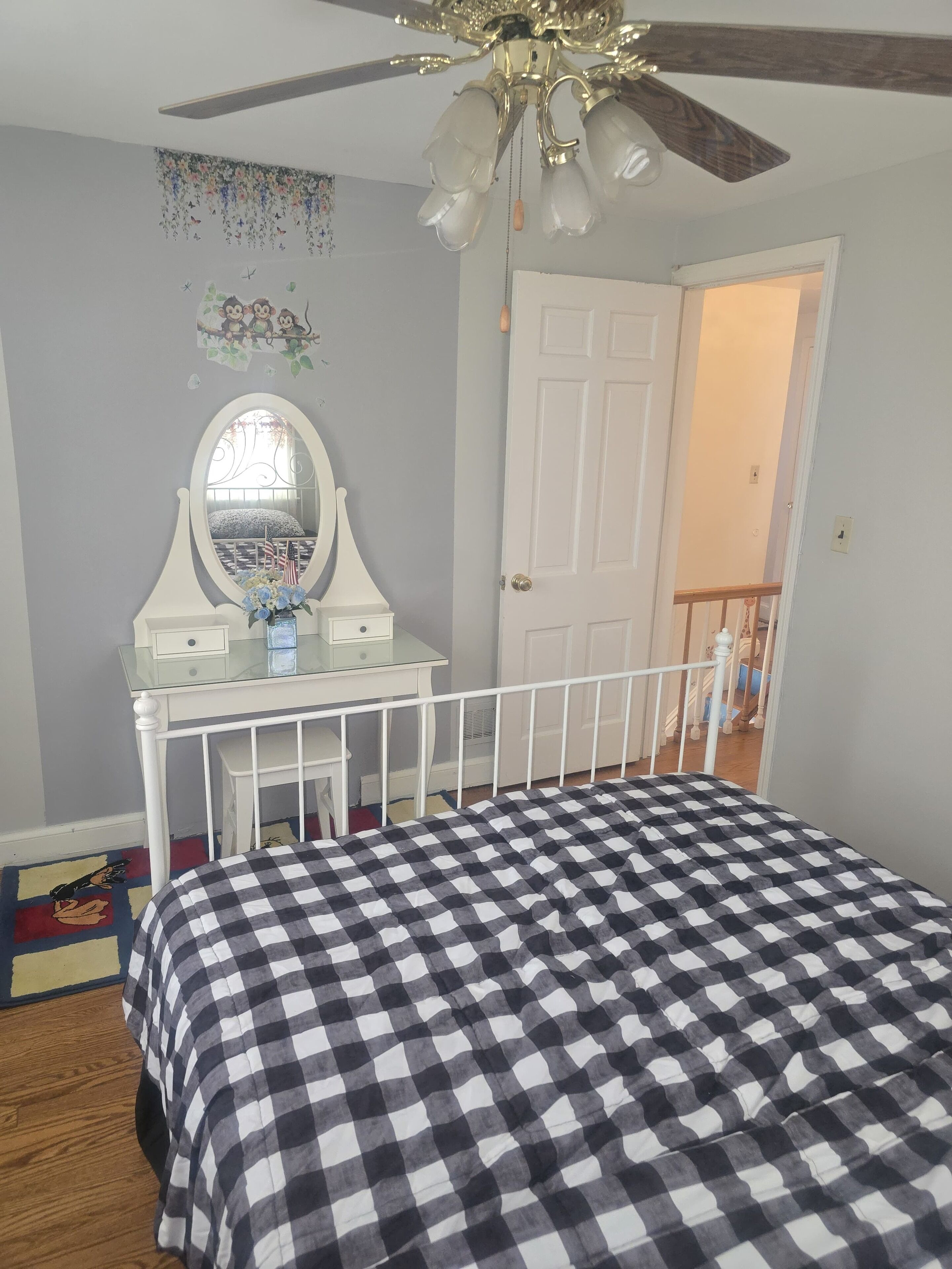 3 bedrooms, iron/ironing board, free WiFi, bed sheets