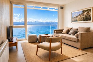 Smart TV - Signature Lake View Luxury Residences Unite Ñ36 (San Carlos de Bariloche)