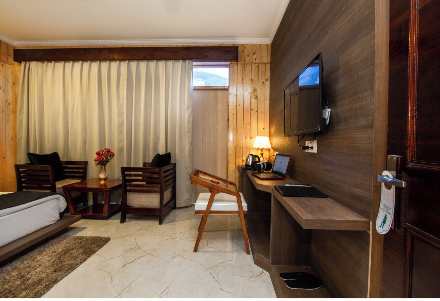Premium Room | Desk, free WiFi