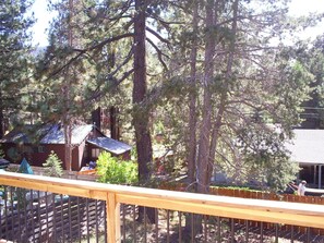 Property grounds - 3bedroom house in welcoming South Lake Tahoe with AC, WiFi, EV charger and moor. (South Lake Tahoe)