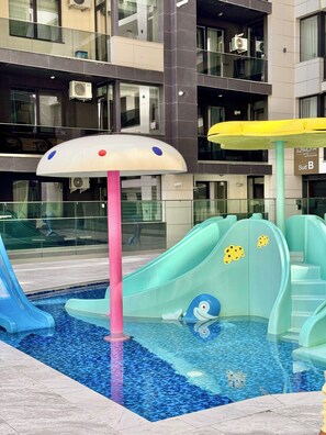 Piscine extérieure