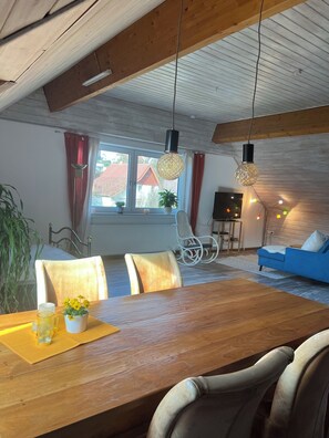 Dining - Haus zur Egge - Holiday apartment in Altenbeken (Altenbeken)