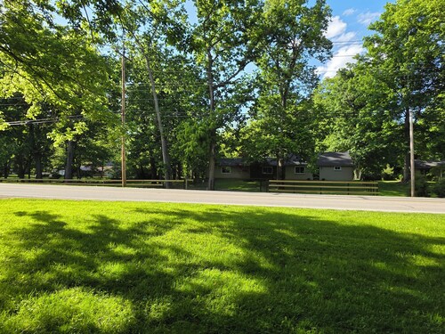 Peaceful 2-bedroom house in Fairfield Township