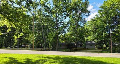 Peaceful 2-bedroom house in Fairfield Township