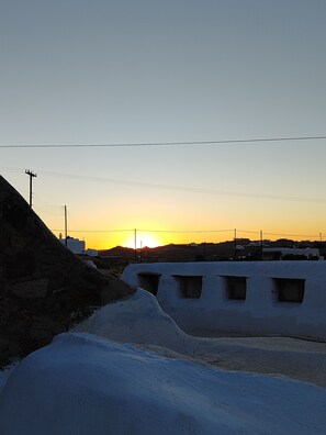 View from property - Room-charming Studio Rental in Mikonos w (Mykonos)