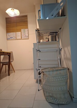 Interior - AKAI Minimalist and quiet in Ground Floor near Medicine Barrio Pichincha, (Rosario)