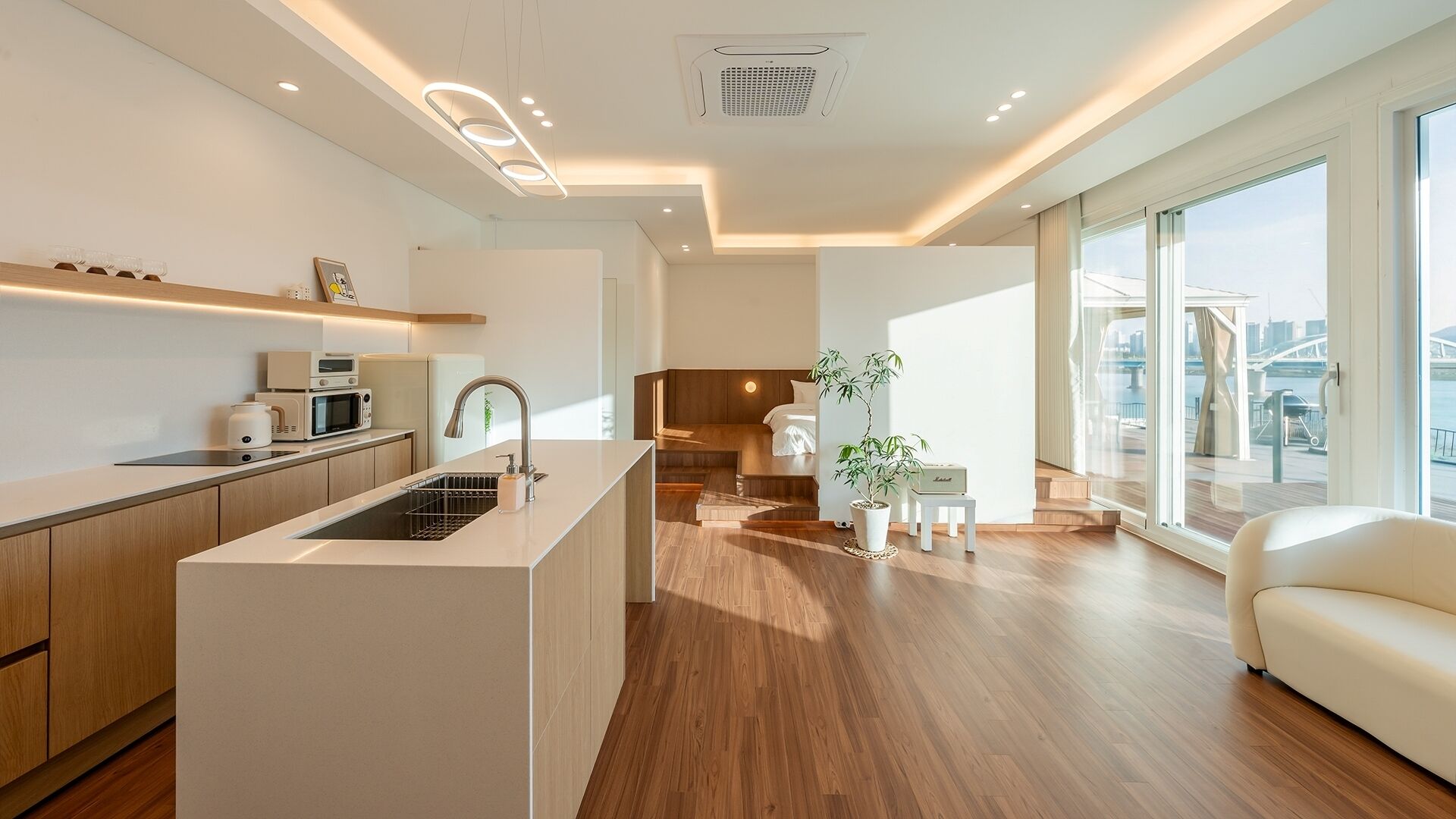 Basic Room, 1 Bedroom (J Stay Private House + Private Deck) | 1 bedroom, WiFi (free)