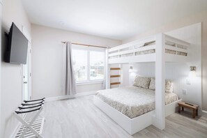 Desk, iron/ironing board, WiFi, bed sheets - Brand New Luxury Build 2 Min Walk to Beach w Pool! (Kill Devil Hills)