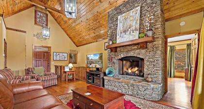 Peaceful perfection! 4-bedroom mountain lake house on Lake Adger. Near Lake Lure