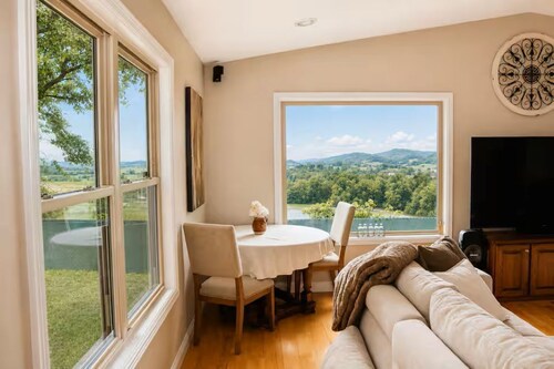 Riverside Bluff Retreat