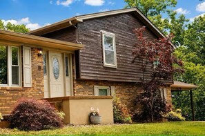 Exterior - Riverside Bluff Retreat (Burkesville)