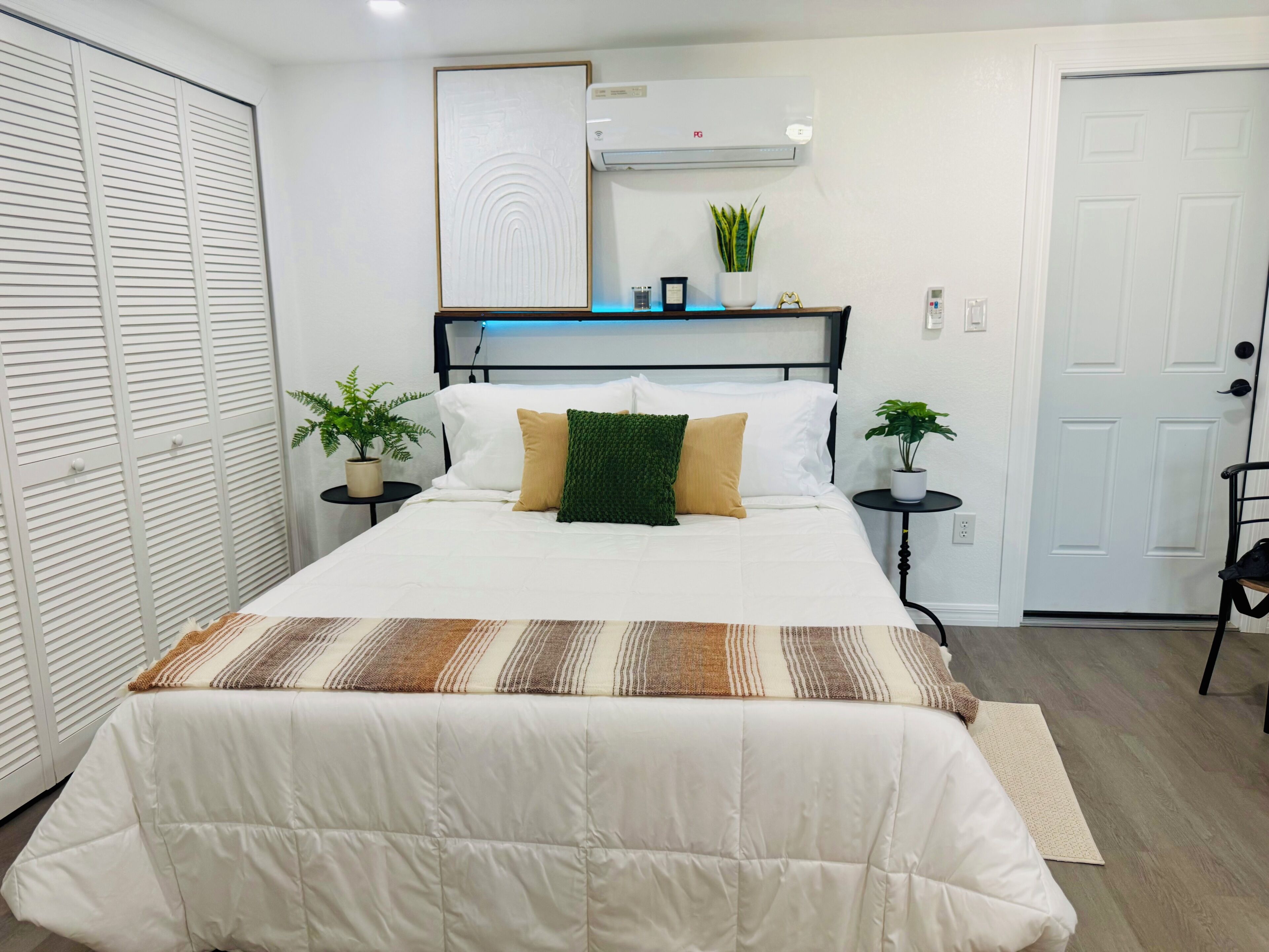 1 bedroom, WiFi, bed sheets