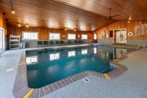 Pool - Cozy 1-bedroom resort in peaceful Ogunquit with AC (Ogunquit)