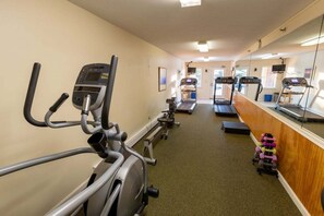 Fitness facility - Cozy 1-bedroom resort in peaceful Ogunquit with AC (Ogunquit)