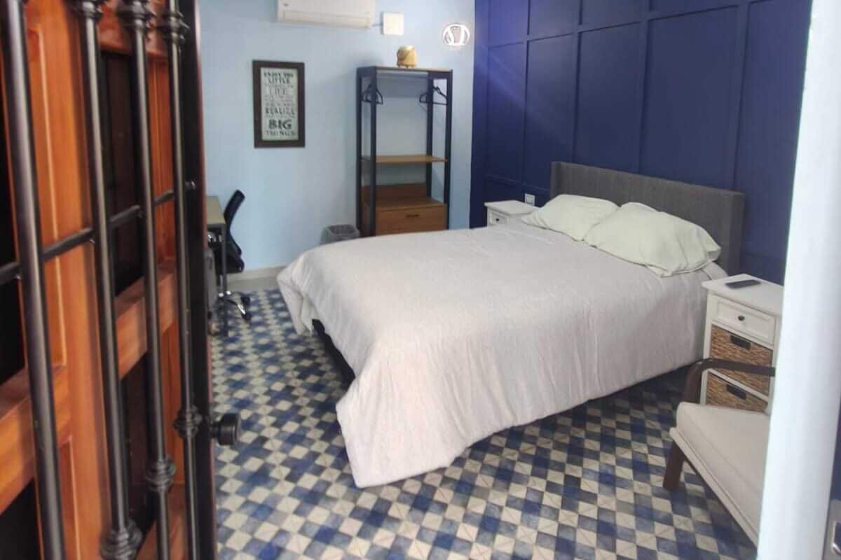Basic Double Room | In-room safe, WiFi (free)