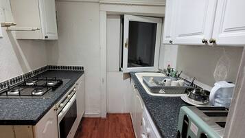 Fridge, microwave, stovetop, toaster