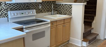 World Cup Accommodations with Easy Access to NYC: Fully Updated 2 Bedroom Apt