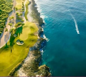 Golf - Cayo Golf Villa / Pool, Beach, and Golf (La Caña)