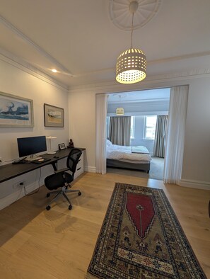 3 Schlafzimmer, Bügeleisen/Bügelbrett, WLAN, Bettwäsche