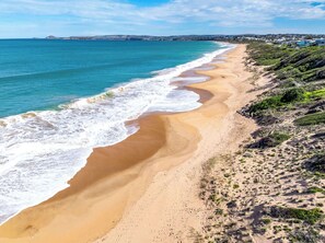 On the beach - LowTide 13A Battunga Avenue, Port Elliot (Port Elliot)