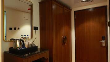 Kamar Klasik | Meja kerja