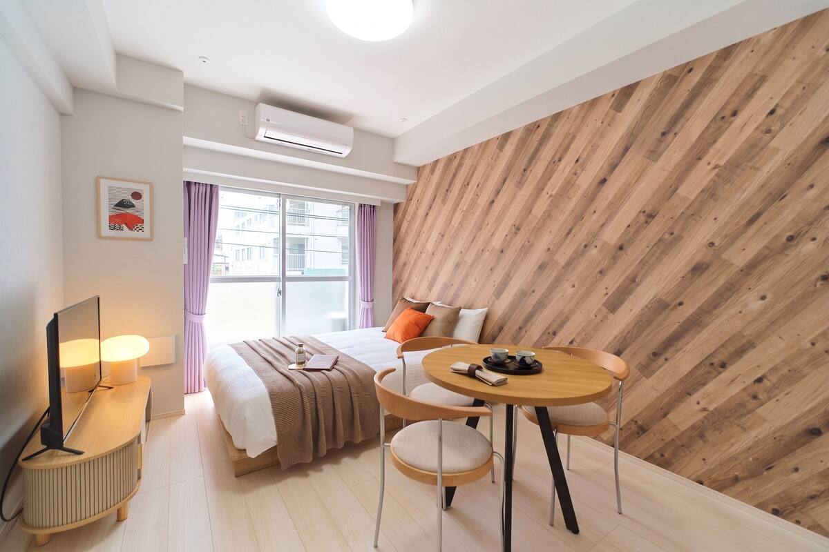 Apartment | Desk, blackout drapes, WiFi (free)