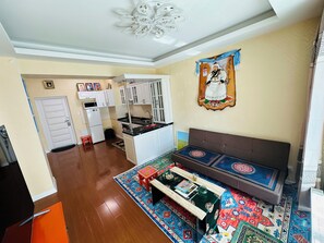 Living area - Authentic Mongolian stay with Airport pick up (Ulaanbaatar)