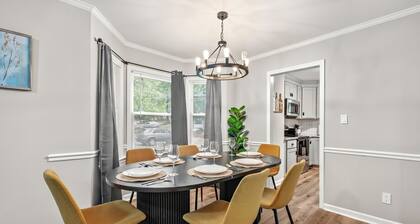 3BR with Personal TVs in Raleigh! 2 King Beds!