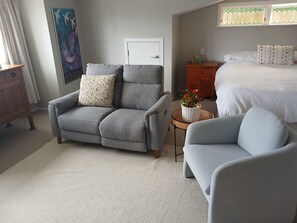 Room - Studio apartment in Central Auckland district close to transport (Auckland)