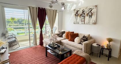 Spacious 3-bedroom apartment in pleasant Santo Domingo with AC and wifi