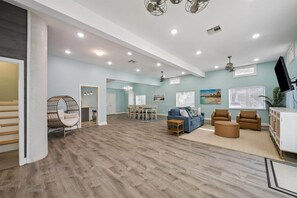 Interior - 1876 Historic Home • 2 Kitchens • Sleeps 10 • Cruise-Ready • (Galveston)
