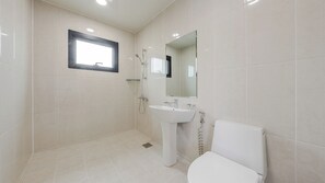 Basic Room, 1 Bedroom (403)