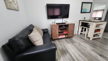 TV, books, stereo
