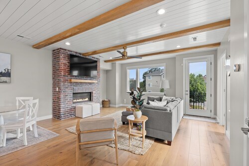 Superb 3-bedroom condo in welcoming Provo neighborhood