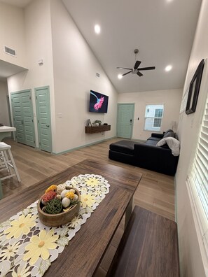 Living area - Brand New Modern 2 Bed 2 Bath Apartment I Level 2 EV I WIFI I Heart of Mcallen (McAllen)