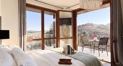 Elegant Penthouse LA BALCONATA | Wellness Retreat & Castle View