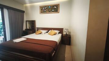Double Room | Free WiFi, bed sheets