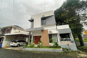 Exterior - Damai Ilustria By Semesta Management (Ngaglik)
