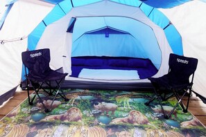 Deluxe Room | Bed sheets - Youlien Campsite (Pasirjambu)