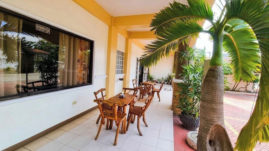 Palm Woods Pensionne Home General Santos