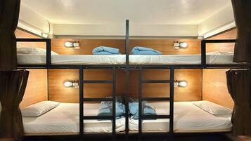 Soundproofing, free WiFi, bed sheets