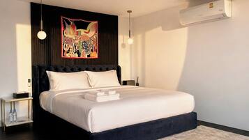 Premium Dome | Minibar, desk, free WiFi, bed sheets