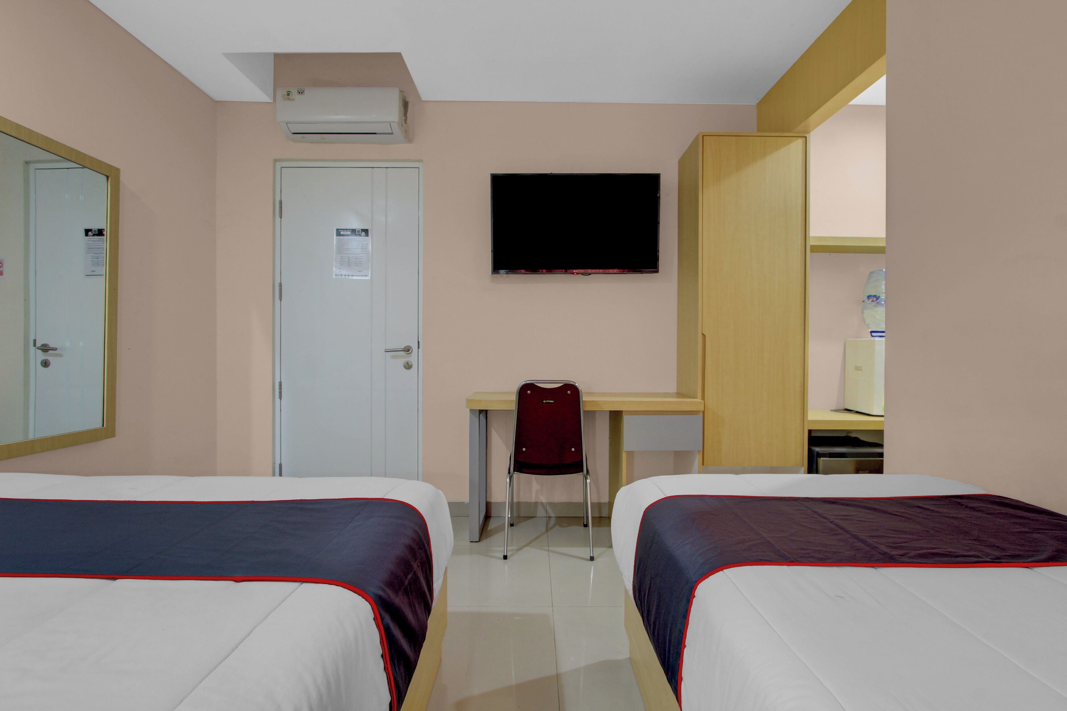 Deluxe Twin Room | Free WiFi, bed sheets