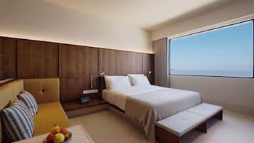 Minibar, desk, free WiFi, bed sheets